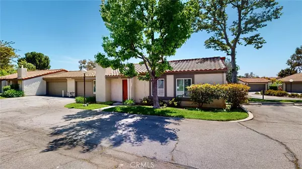 Porter Ranch, CA 91326,11405 Tampa AVE #112
