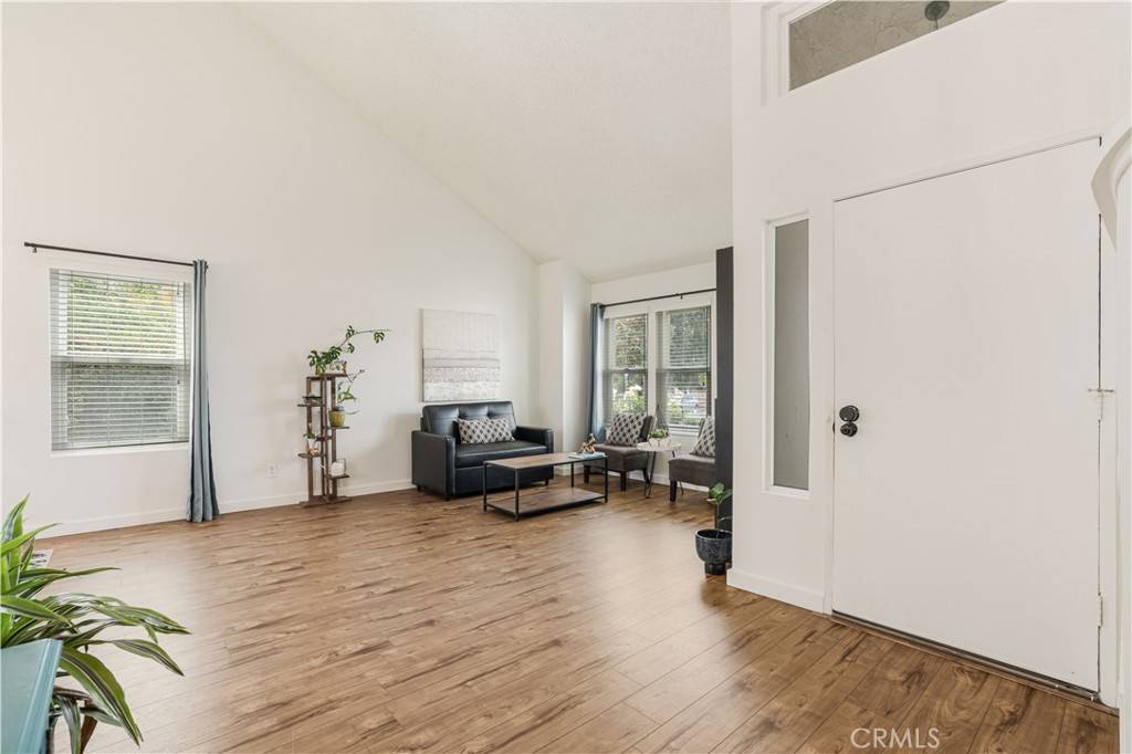 Camarillo, CA 93012,1605 Ridgewood DR