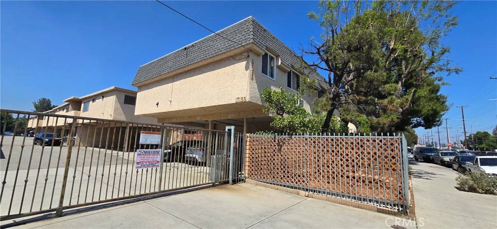 17155 Roscoe BLVD #5, Northridge, CA 91325