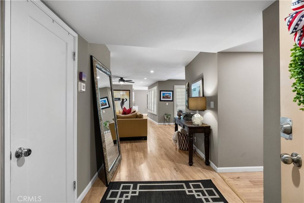 Sherman Oaks, CA 91403,4647 Willis AVE #106