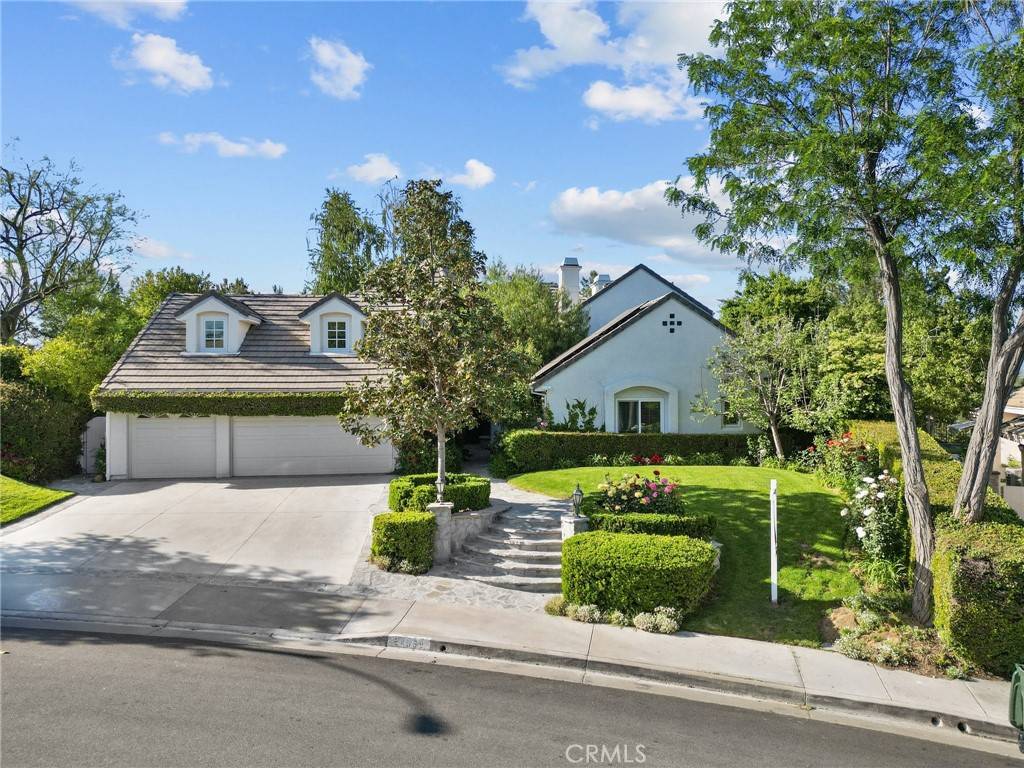 24059 Regents Park CIR, Valencia, CA 91355