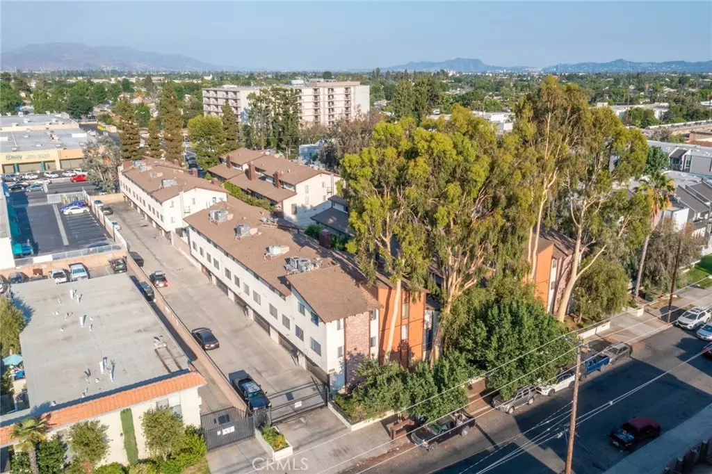 Panorama City, CA 91402,9039 Van Nuys BLVD #205