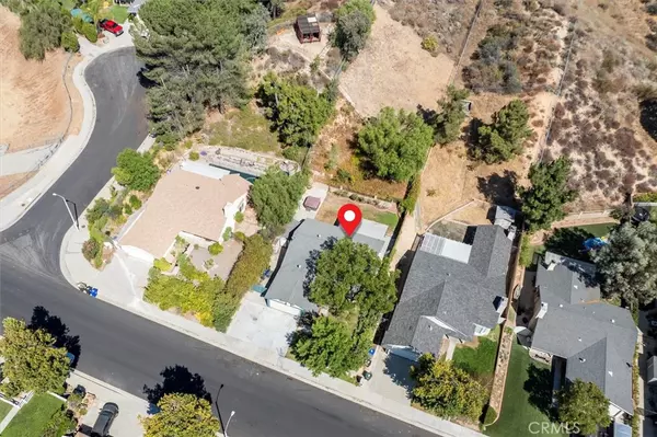 Saugus, CA 91350,22356 Paragon DR