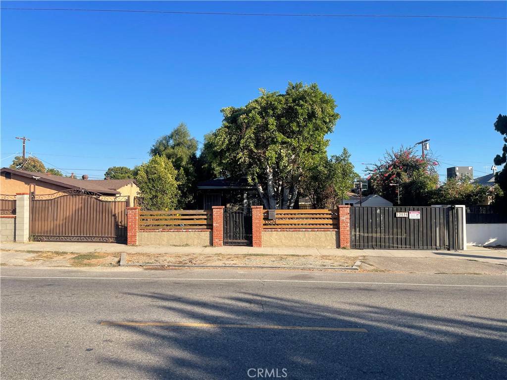 13574 Sayre ST, Sylmar, CA 91342