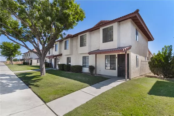 38550 22nd ST E #4, Palmdale, CA 93550
