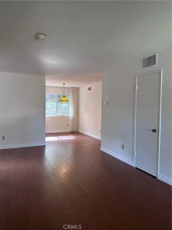 Newhall, CA 91321,26351 Oak Plain DR #D