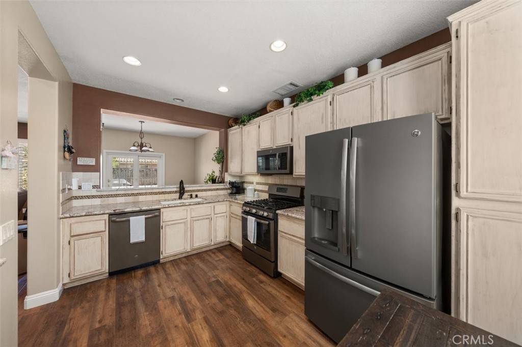 Saugus, CA 91390,21507 Sutters Mill CT