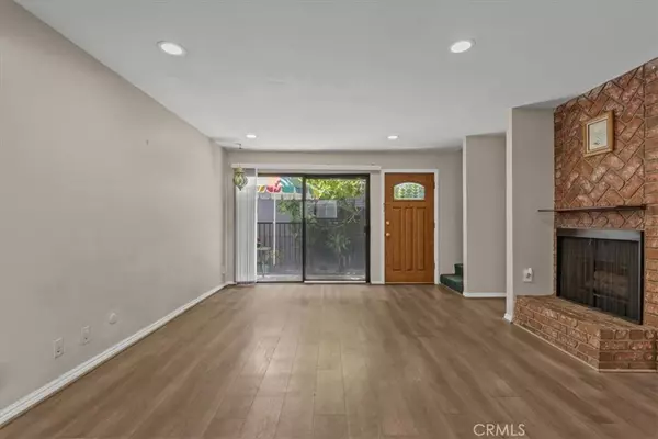 Winnetka, CA 91306,20216 Roscoe BLVD #18
