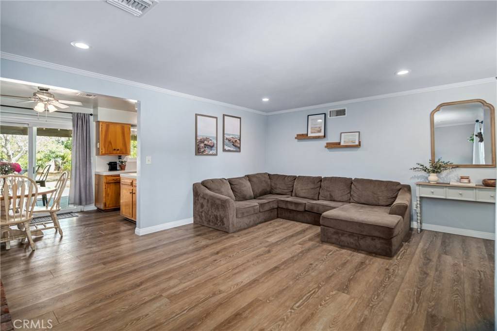 Lancaster, CA 93536,42210 55th ST W
