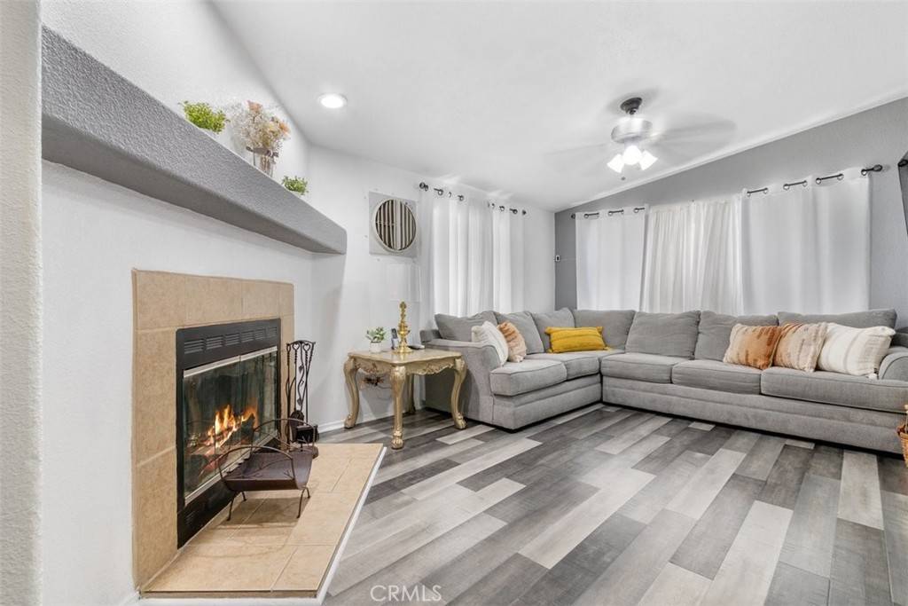 Rosamond, CA 93560,2025 Windbreak DR #7