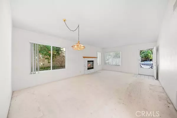 Moorpark, CA 93021,6917 Pecan AVE