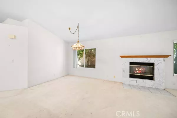 Moorpark, CA 93021,6917 Pecan AVE