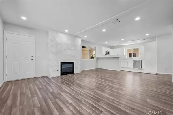 Pacoima, CA 91331,13801 Hoyt ST #115