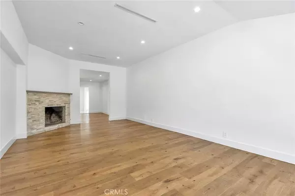 North Hollywood, CA 91606,6015 Laurelgrove AVE