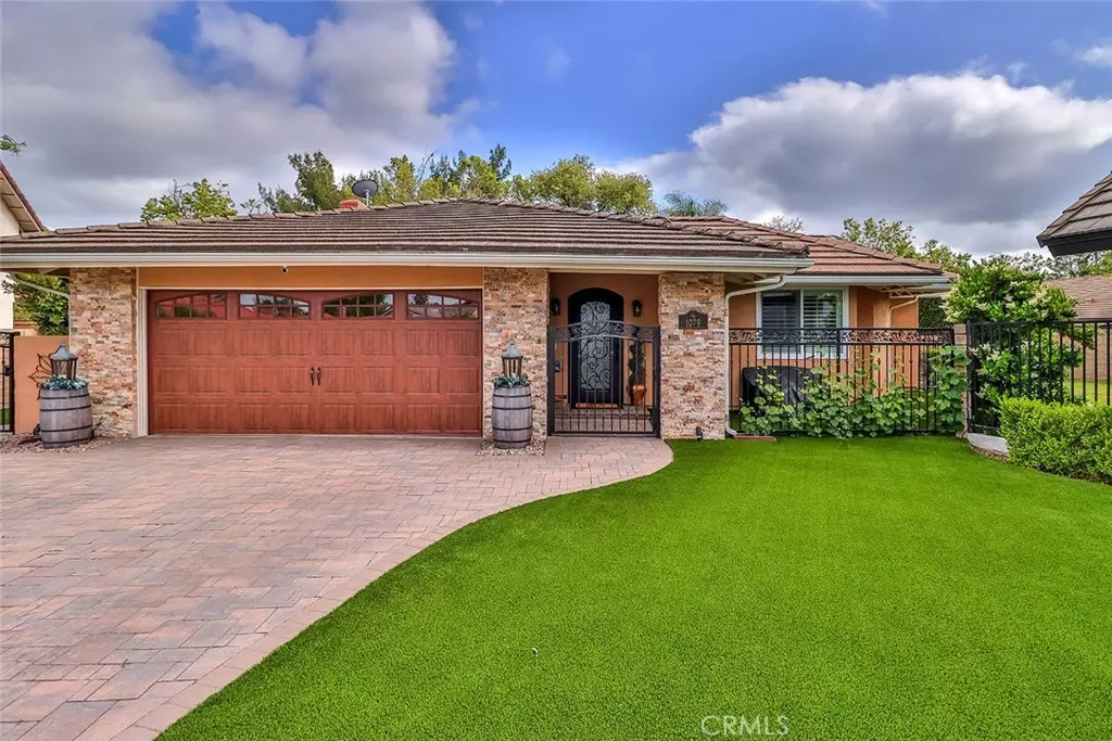 Westlake Village, CA 91361,1079 Twinfoot CT