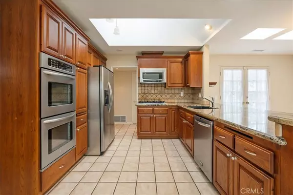 Oceanside, CA 92054,1821 Burroughs ST