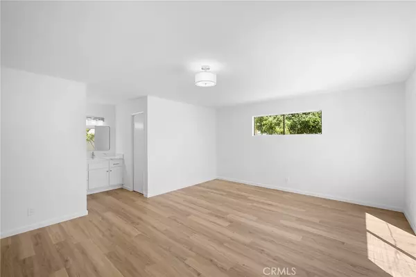 Duarte, CA 91010,2323 Bloomdale ST