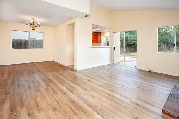 Simi Valley, CA 93065,2719 Reservoir DR