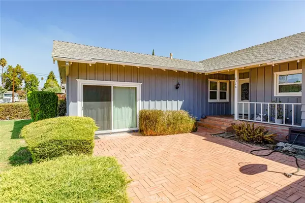 Northridge, CA 91324,8348 Yolanda AVE