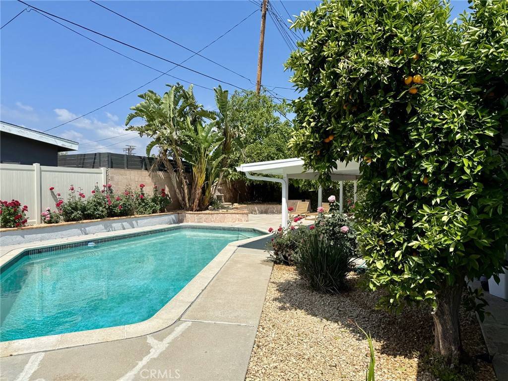 Woodland Hills, CA 91364,23172 Gainford ST