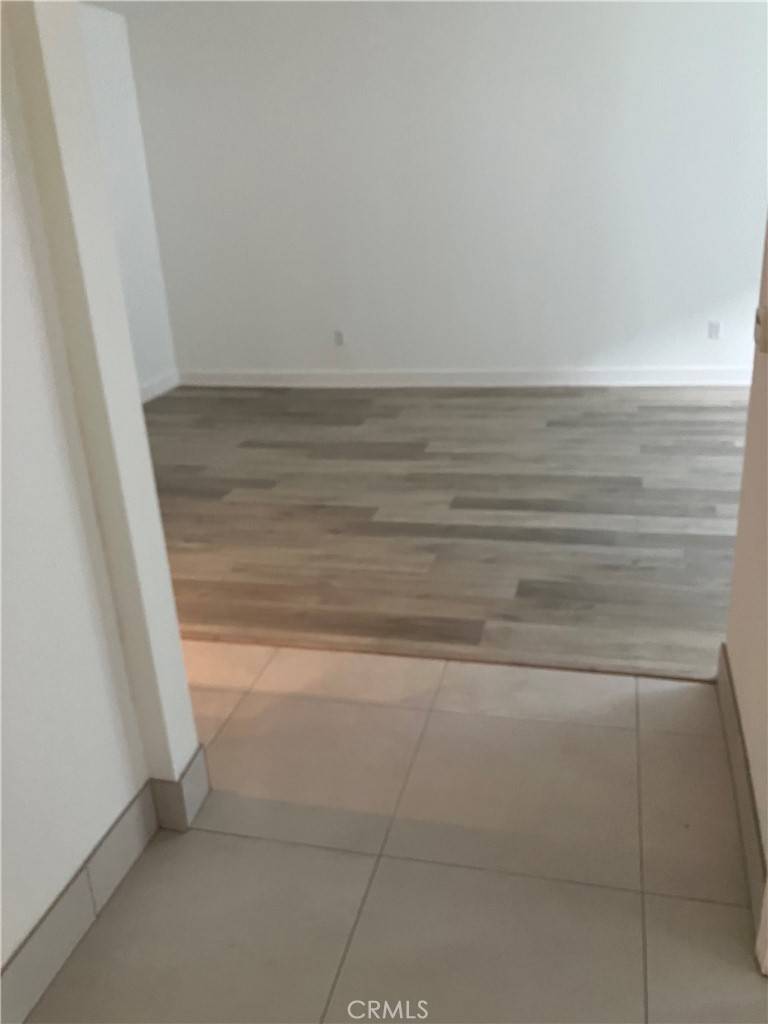 Los Angeles, CA 90069,939 PALM AVE #313