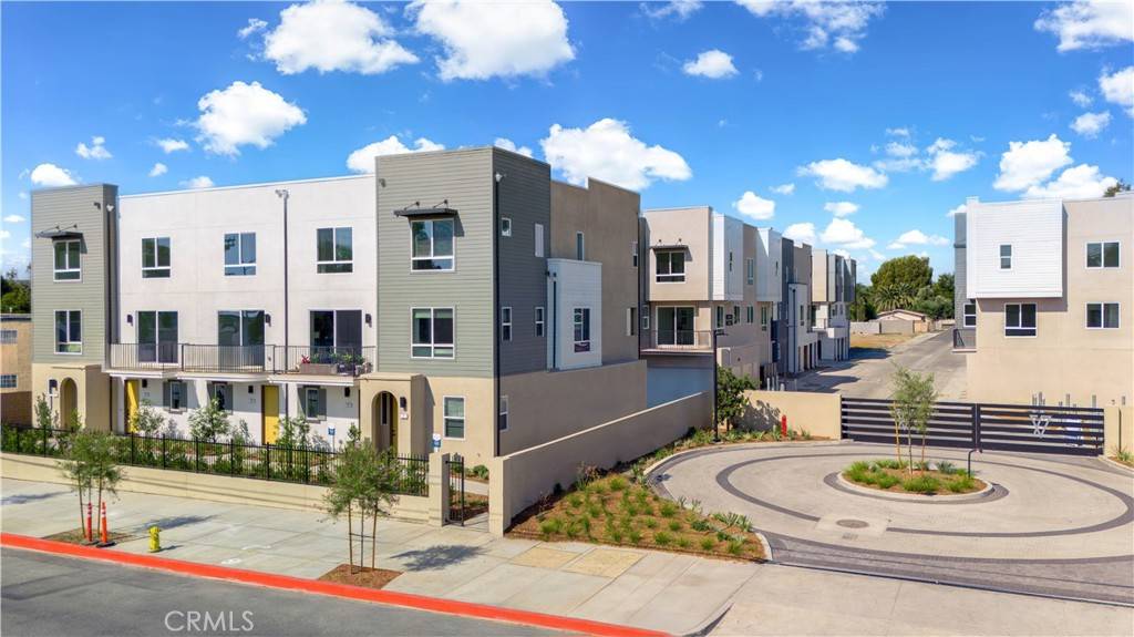North Hills, CA 91343,9421 1/2 N Sepulveda Blvd. #2