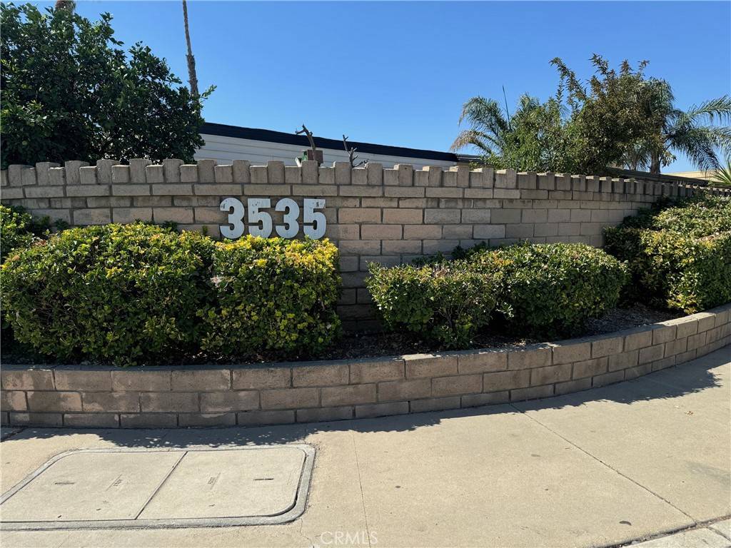 Bakersfield, CA 93309,3535 Stine RD #78