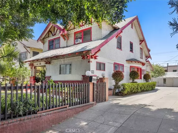 Los Angeles, CA 90007,2921 Kenwood AVE