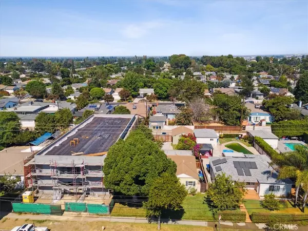 Lake Balboa, CA 91406,16643 Victory BLVD