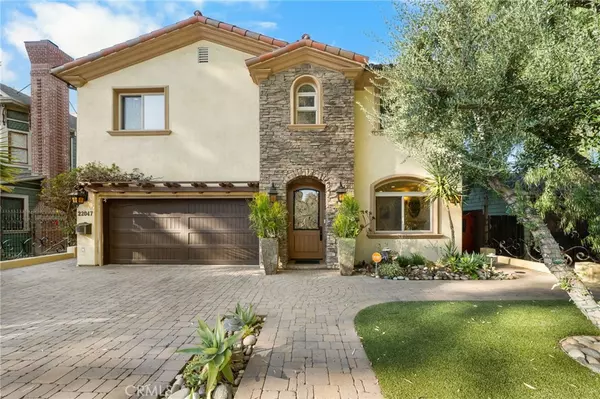 22047 Martinez ST, Woodland Hills, CA 91364