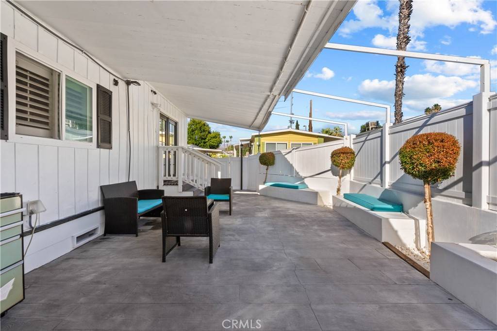 Pacoima, CA 91331,10965 Glenoaks Blvd #61