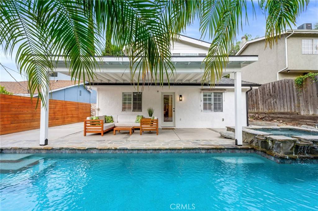 Woodland Hills, CA 91364,5249 Baza AVE