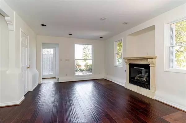 Los Angeles, CA 90041,4963 Wawona ST