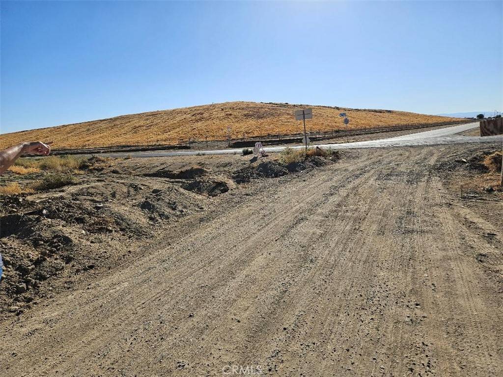 Lancaster, CA 93535,0 10th St East