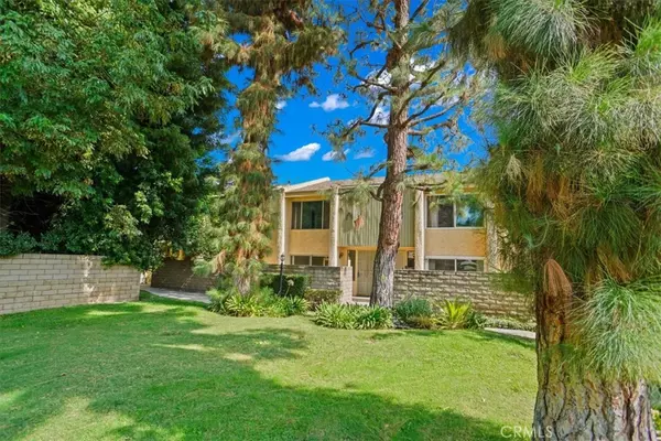 8633 Balboa BLVD #14, Northridge, CA 91325