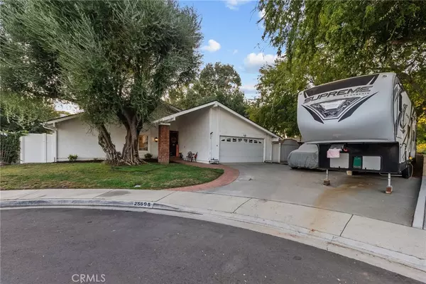 Valencia, CA 91355,25695 Dorado DR