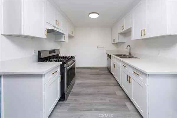 San Fernando, CA 91340,10901 Laurel Canyon BLVD #309