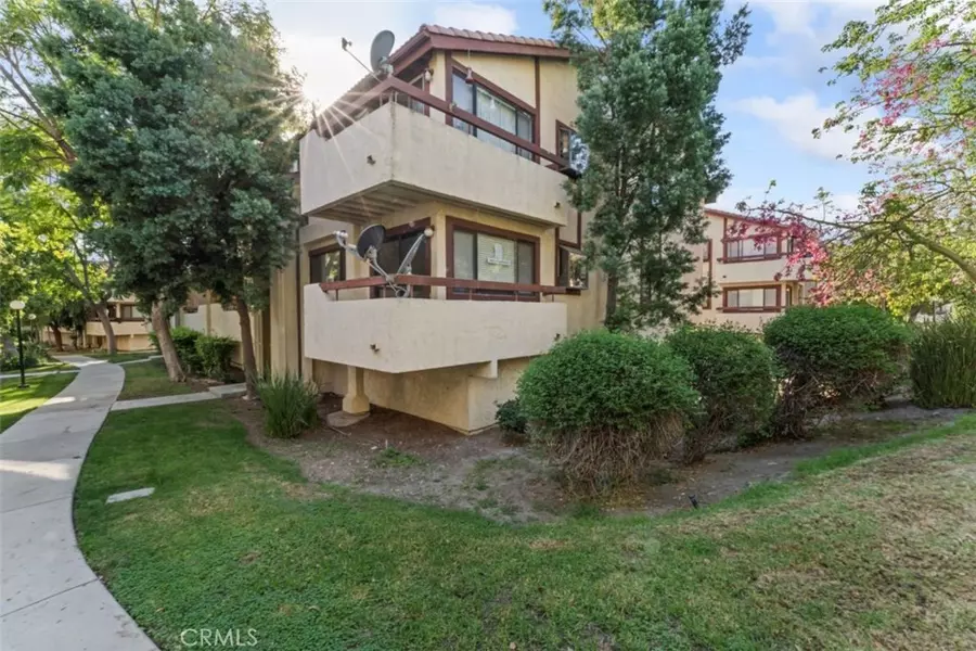 18185 Sundowner WAY #837, Canyon Country, CA 91387