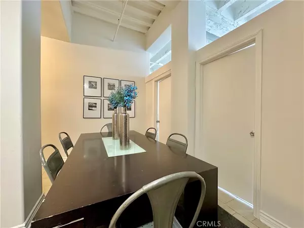 Los Angeles, CA 90013,312 W 5th ST #401