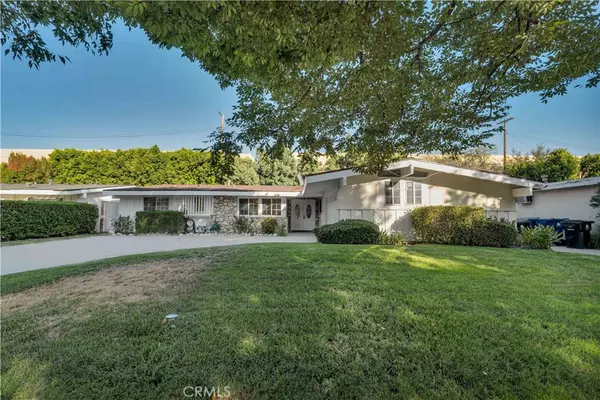 Woodland Hills, CA 91364,23133 Bigler ST