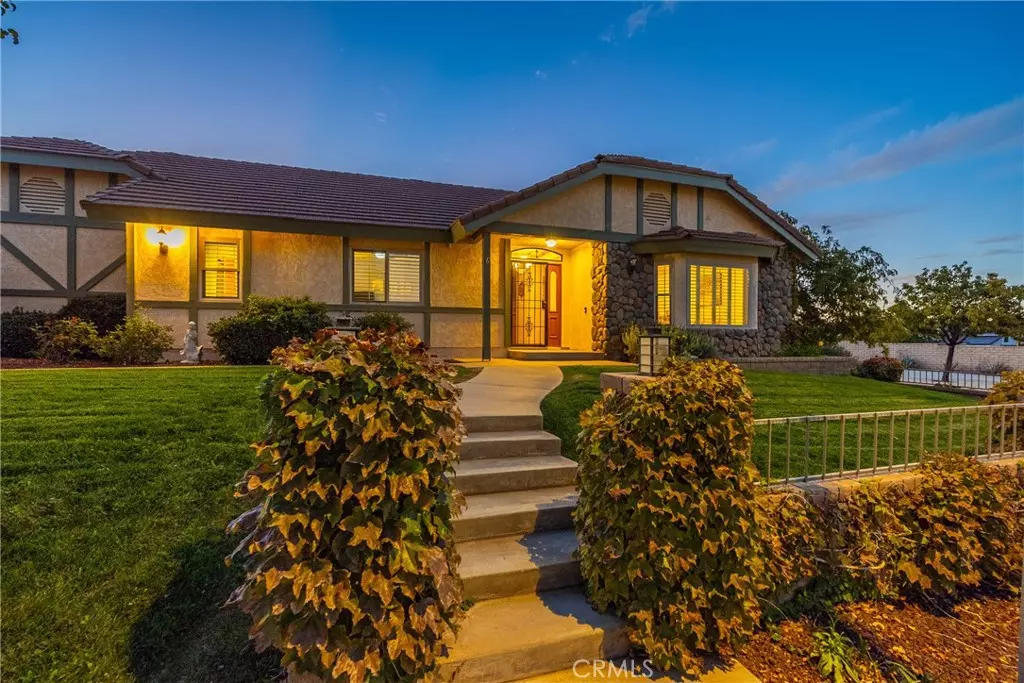 Quartz Hill, CA 93536,41715 Shain LN