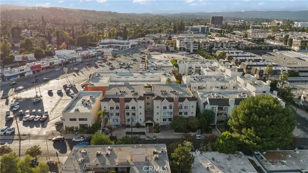 Encino, CA 91316,5135 Zelzah AVE #201