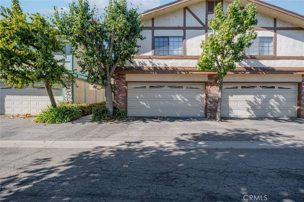 18424 Keswick ST #8, Reseda, CA 91335