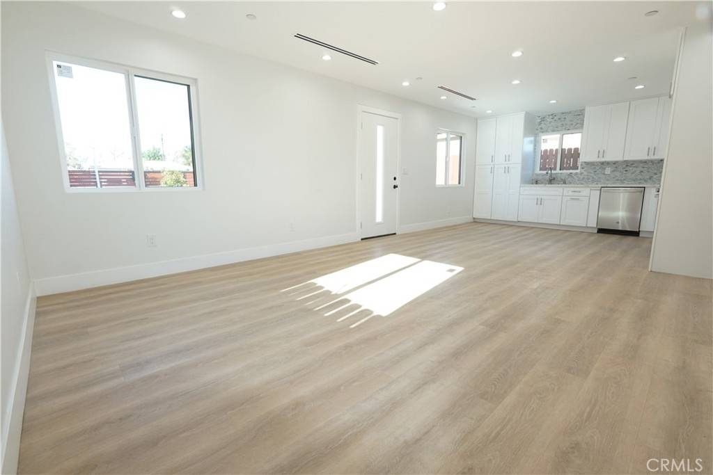 13218 Mercer ST, Pacoima, CA 91331