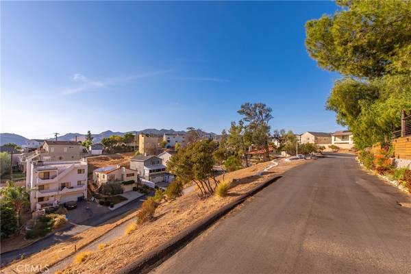 Chatsworth, CA 91311,11 Mayan DR