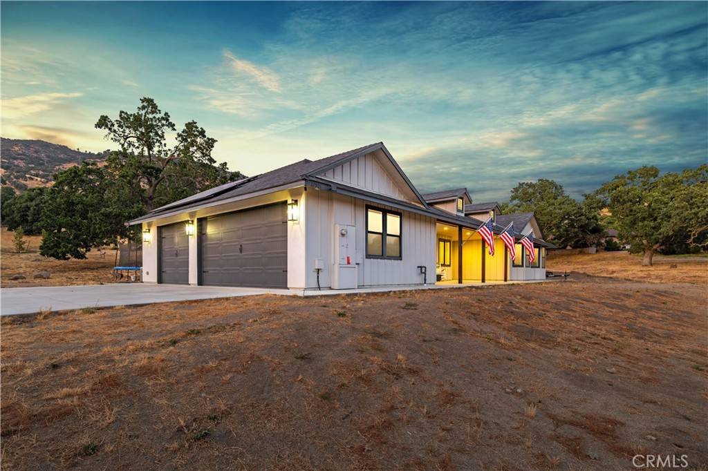 27921 Bear Valley RD, Tehachapi, CA 93561