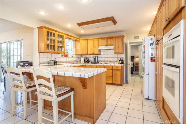 Granada Hills, CA 91344,11546 Swinton AVE