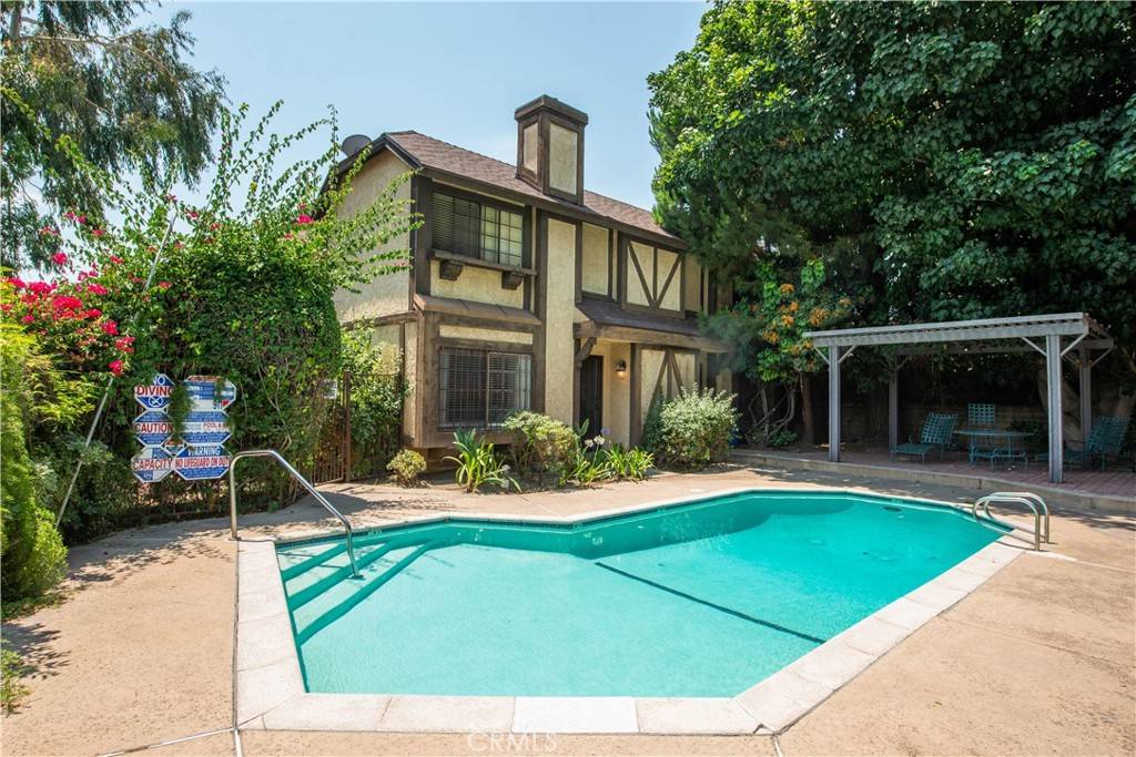 14924 Nordhoff ST #12, North Hills, CA 91343
