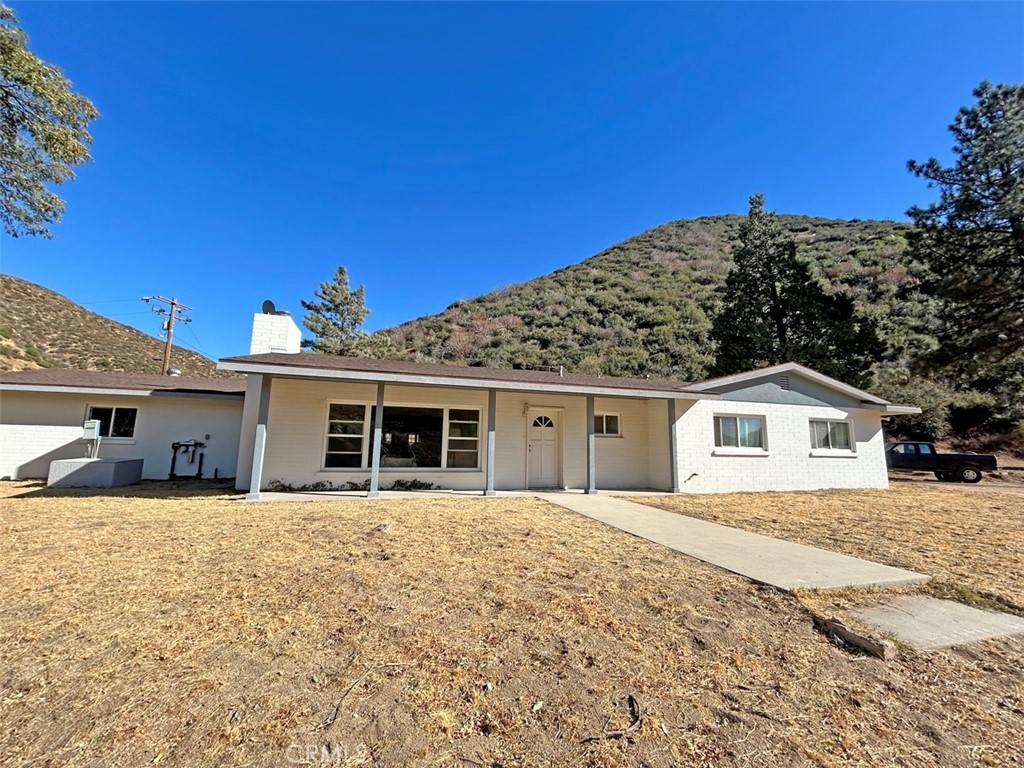 Lake Hughes, CA 93532,42930 Lake Hughes RD