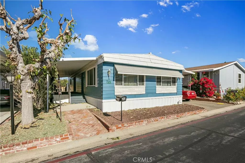 Canyon Country, CA 91351,27361 Sierra Highway #283